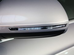 奥迪Q3 2013款 2.0T 35 TFSI quattro舒适型 5座