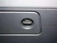 奥迪Q3 2013款 2.0T 35 TFSI quattro舒适型 5座