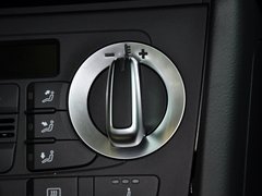 奥迪Q3 2013款 2.0T 35 TFSI quattro舒适型 5座