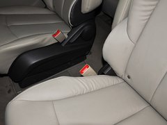 2013款 2.4L LT豪华商务行政版 7座