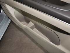 2013款 2.4L LT豪华商务行政版 7座