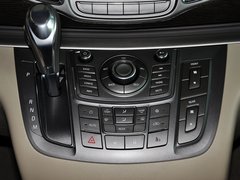 2013款 2.4L LT豪华商务行政版 7座