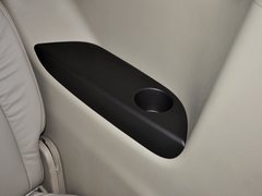 2013款 2.4L LT豪华商务行政版 7座