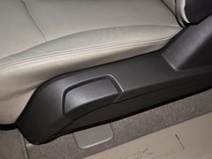 2013款 2.4L LT豪华商务行政版 7座