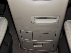别克GL8 2013款 2.4L LT豪华商务行政版 7座