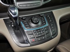 别克GL8 2013款 2.4L LT豪华商务行政版 7座