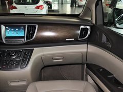 别克GL8 2013款 2.4L LT豪华商务行政版 7座
