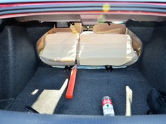 2013款 2.0L 手动尊贵型