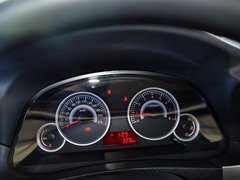 2013款 2.0L 手动尊贵型