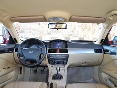 2013款 2.0L 手动尊贵型