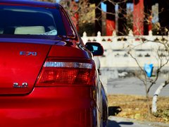 2013款 2.0L 手动尊贵型