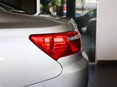 2013款 2.0L 手动舒适型
