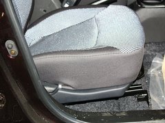 2013款 1.3L 手动 豪华型