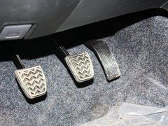 2013款 1.3L 手动 豪华型