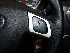 2013款 1.3L 手动 豪华型