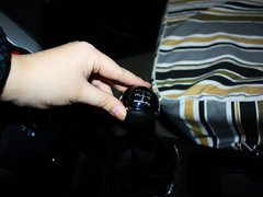 2013款 1.3L 手动 豪华型