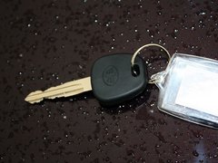 2013款 1.3L 手动 豪华型