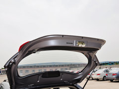 2013款 1.3L 手动 豪华型