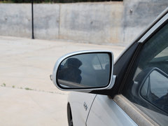 2013款 1.3L 手动 尊贵型
