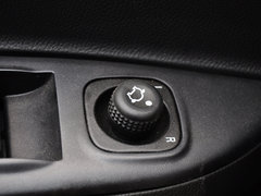2013款 1.3L 手动 尊贵型