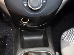 2013款 1.3L 手动 尊贵型
