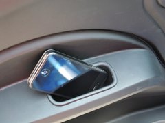 2013款 1.0L 手动 快乐版