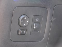 2013款 1.0L 手动 快乐版