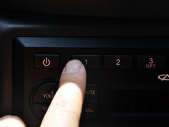 2013款 1.0L 手动 快乐版