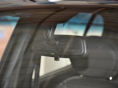 2013款 1.0L 手动 快乐版