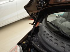 2013款 1.0L 手动 快乐版
