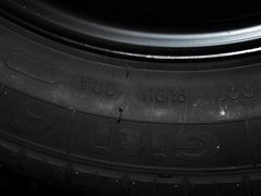 2013款 1.0L 手动 快乐版