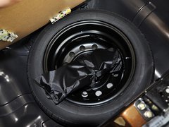 2013款 1.0L 手动 快乐版