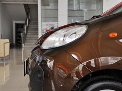 2013款 1.0L 手动 快乐版
