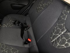 2013款 1.0L 手动 快乐版