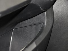 2013款 1.0L 手动 快乐版
