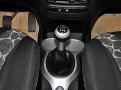 2013款 1.0L 手动 快乐版