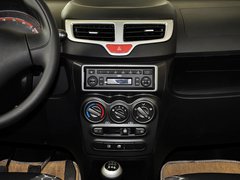 2013款 1.0L 手动 快乐版