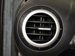 2013款 1.0L 手动 快乐版