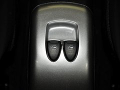 2013款 1.0L 手动 快乐版