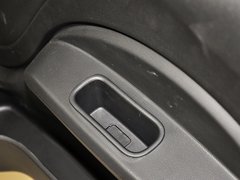 2013款 1.0L 手动 快乐版