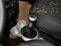 2013款 1.0L 手动 快乐版