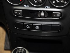 2013款 1.0L 手动 快乐版