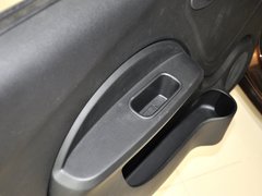2013款 1.0L 手动 快乐版