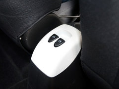 2013款 1.0L 手动 活力版