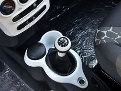 2013款 1.0L 手动 活力版