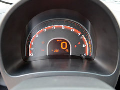 2013款 1.0L 手动 活力版