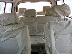 2007款 2.4L 手动 金色之旅标准9座4G64S4M