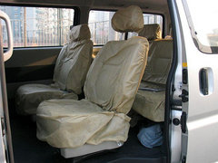 2007款 2.4L 手动 金色之旅标准9座4G64S4M