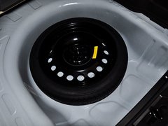 2013款 三厢 1.4L 自动 时尚天窗版