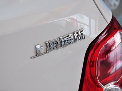 2013款 三厢 1.4L 自动 时尚天窗版
